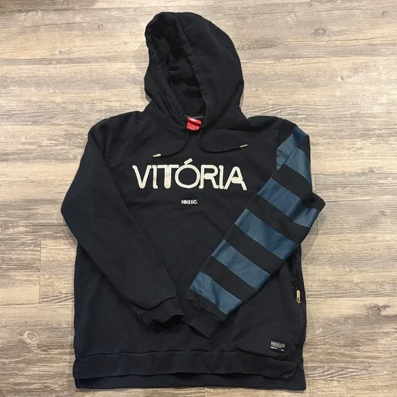 Nike F.C. Vitoria Hoodie - Picture 1 of 5